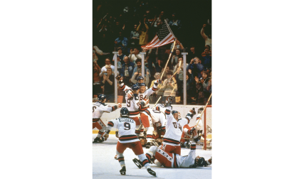 U.S. hockey players celebrate